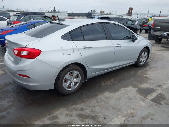 Chevrolet Cruze Ls Auto 2017 1G1BC5SM8H7179204 Image 4