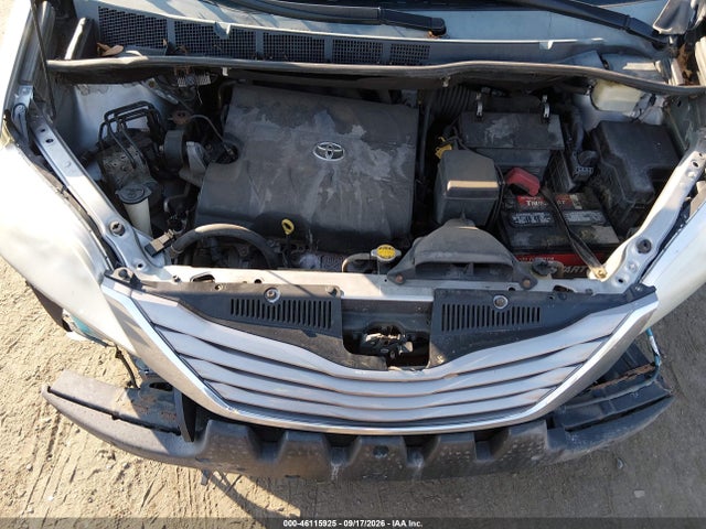 Продажа на аукционе авто 2015 Toyota Sienna Xle 8 Passenger, vin: 5TDYK3DC8FS590201, номер лота: 46115925