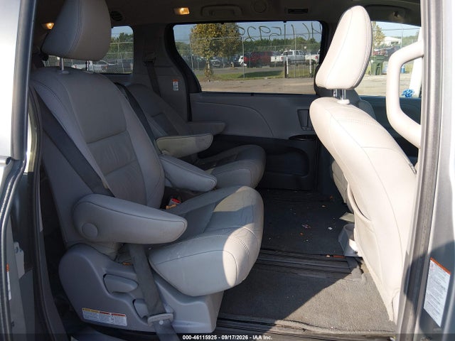 Продажа на аукционе авто 2015 Toyota Sienna Xle 8 Passenger, vin: 5TDYK3DC8FS590201, номер лота: 46115925