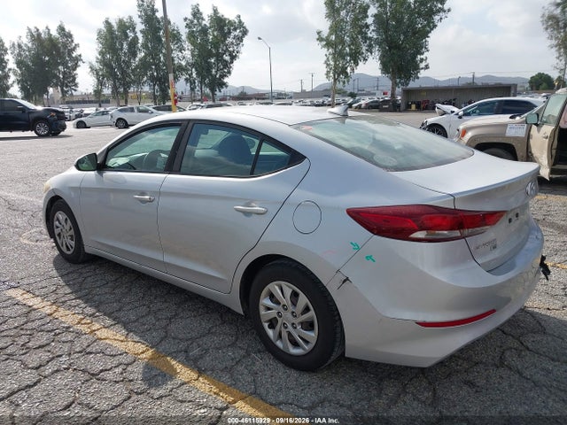 Hyundai ELANTRA SE 2017 KMHD74LF2HU424817 Image 3