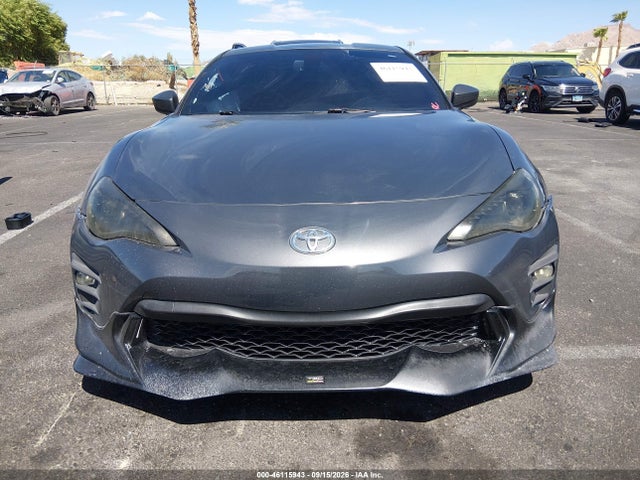 46115943 :رقم المزاد ، JF1ZNAA13L9753520 vin ، 2020 Toyota 86 مزاد بيع