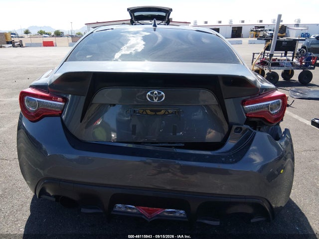 46115943 :رقم المزاد ، JF1ZNAA13L9753520 vin ، 2020 Toyota 86 مزاد بيع