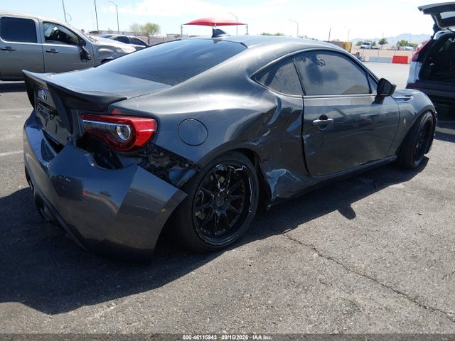 46115943 :رقم المزاد ، JF1ZNAA13L9753520 vin ، 2020 Toyota 86 مزاد بيع