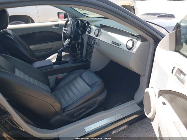 2007 Ford Mustang Gt Deluxe/gt Premium მანქანა იყიდება აუქციონზე, vin: 1ZVFT82H375258011, აუქციონის ნომერი: 46115951