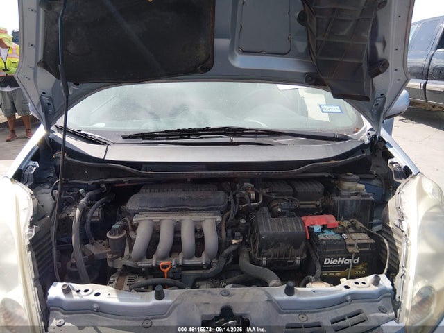 2010 Honda Fit Sport მანქანა იყიდება აუქციონზე, vin: JHMGE8H68AS006964, აუქციონის ნომერი: 46115973