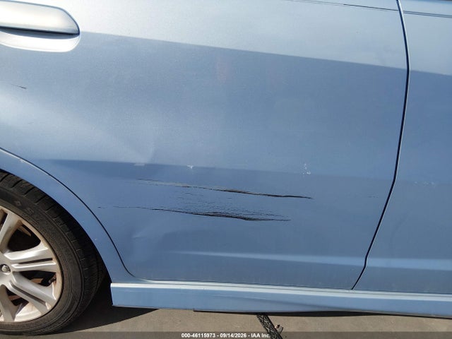 2010 Honda Fit Sport მანქანა იყიდება აუქციონზე, vin: JHMGE8H68AS006964, აუქციონის ნომერი: 46115973