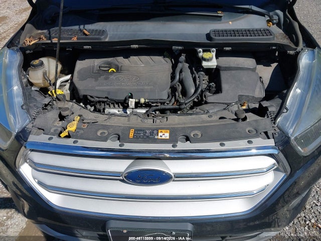 46115999 :رقم المزاد ، 1FMCU0GD0JUB38847 vin ، 2018 Ford Escape Se مزاد بيع