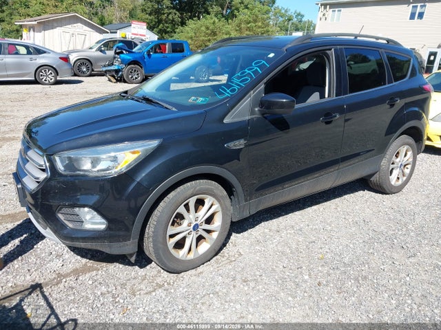 46115999 :رقم المزاد ، 1FMCU0GD0JUB38847 vin ، 2018 Ford Escape Se مزاد بيع