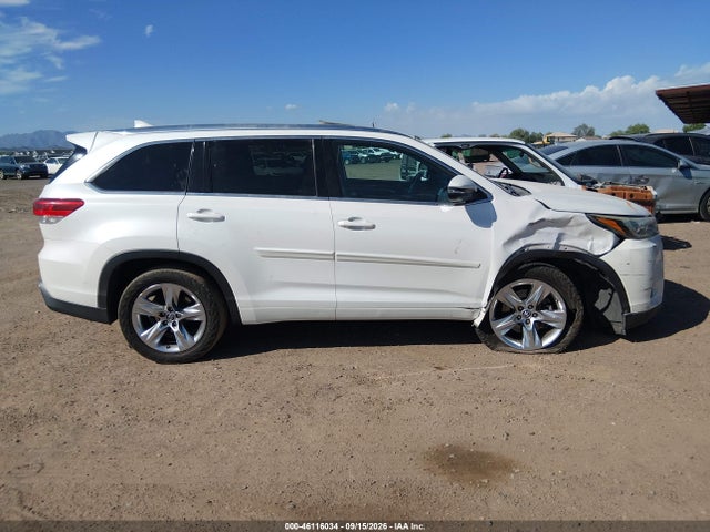 Продажа на аукционе авто 2017 Toyota Highlander Limited, vin: 5TDYZRFH4HS204805, номер лота: 46116034