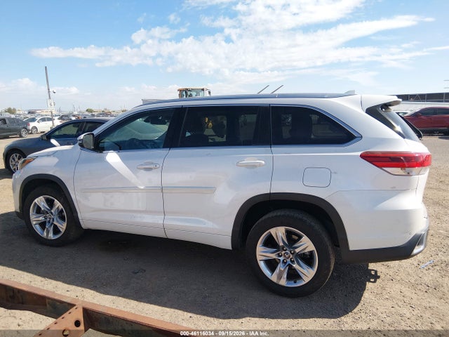 Продажа на аукционе авто 2017 Toyota Highlander Limited, vin: 5TDYZRFH4HS204805, номер лота: 46116034