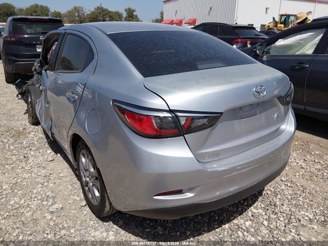 46116117 :رقم المزاد ، 3MYDLBYV1HY157804 vin ، 2017 Toyota Yaris Ia مزاد بيع