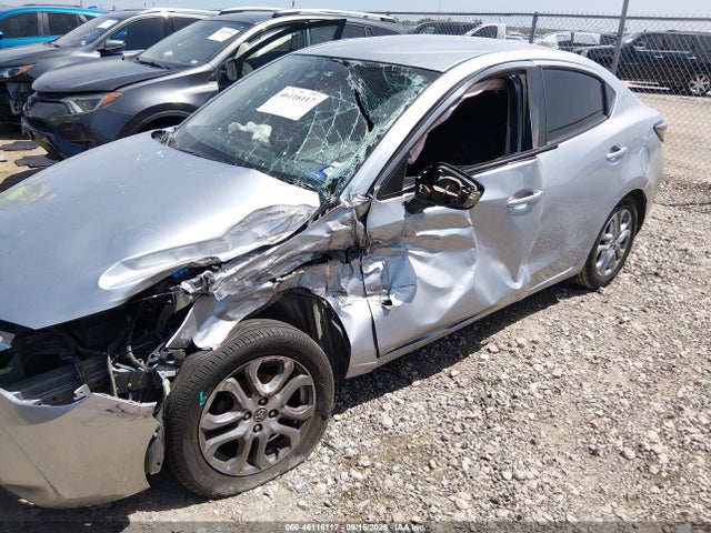 46116117 :رقم المزاد ، 3MYDLBYV1HY157804 vin ، 2017 Toyota Yaris Ia مزاد بيع