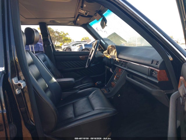 46116158 :رقم المزاد ، WDBCA39E1KA498778 vin ، 1989 Mercedes-benz 560 Sel مزاد بيع