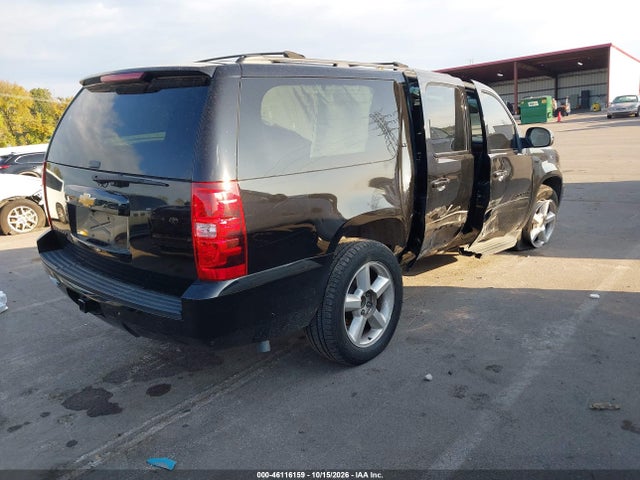 Продажа на аукционе авто 2014 Chevrolet Suburban 1500 Lt, vin: 1GNSKJE72ER241907, номер лота: 46116159