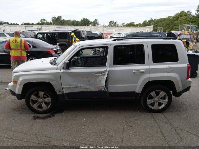 Продажа на аукционе авто 2015 Jeep Patriot Latitude, vin: 1C4NJRFB3FD354418, номер лота: 46116187