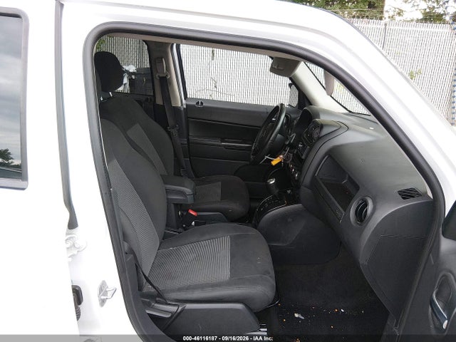 Продажа на аукционе авто 2015 Jeep Patriot Latitude, vin: 1C4NJRFB3FD354418, номер лота: 46116187