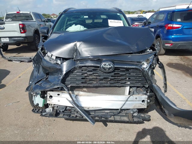 2020 Toyota Rav4 Xle Premium მანქანა იყიდება აუქციონზე, vin: 2T3C1RFV5LW083541, აუქციონის ნომერი: 46116194