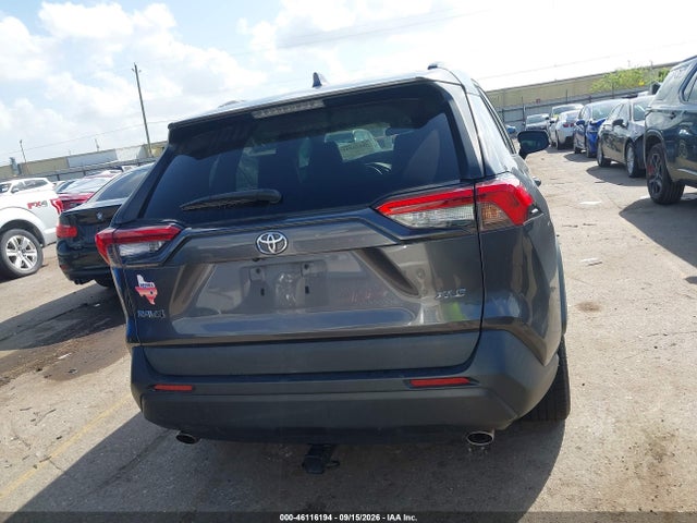 2020 Toyota Rav4 Xle Premium მანქანა იყიდება აუქციონზე, vin: 2T3C1RFV5LW083541, აუქციონის ნომერი: 46116194