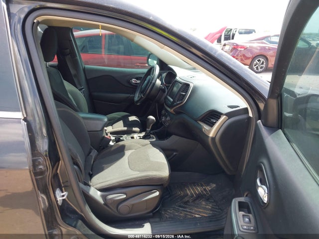 Продажа на аукционе авто 2015 Jeep Cherokee Latitude, vin: 1C4PJLCS2FW793463, номер лота: 46116232