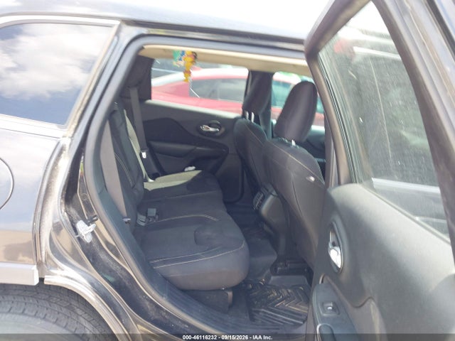 Продажа на аукционе авто 2015 Jeep Cherokee Latitude, vin: 1C4PJLCS2FW793463, номер лота: 46116232