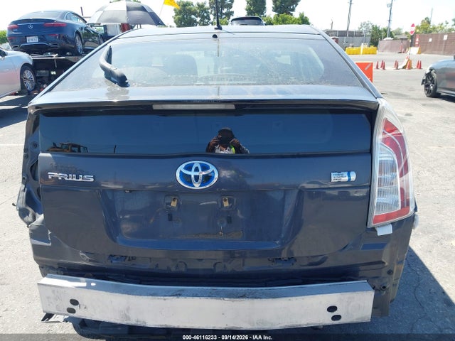 Toyota Prius Two 2015 JTDKN3DU4F0458688 Image 17