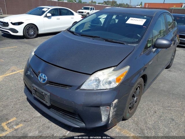 Toyota Prius Two 2015 JTDKN3DU4F0458688 Image 2