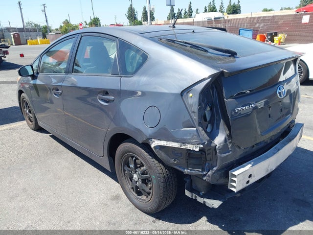 Toyota Prius Two 2015 JTDKN3DU4F0458688 Image 3
