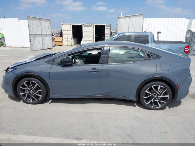 JTDACACU7T3069366 Toyota Prius Plug-in Hybrid Xse