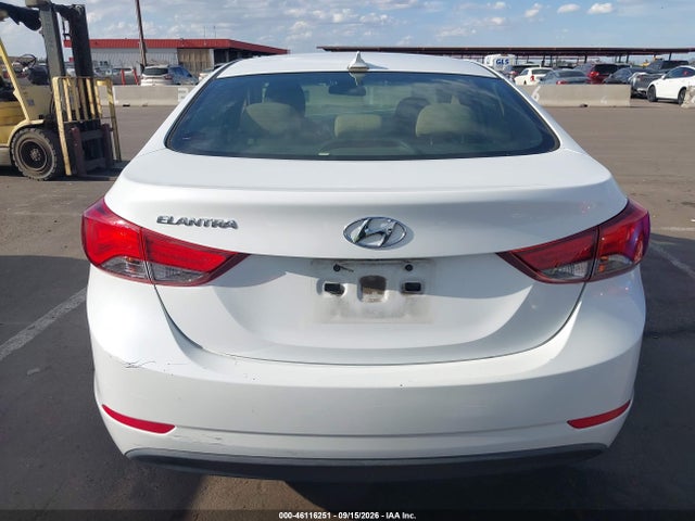 Hyundai ELANTRA SE 2016 5NPDH4AE9GH690050 Image 17