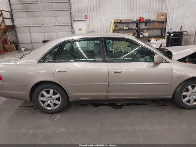 46116266 :رقم المزاد ، 4T1BF28B0YU054519 vin ، 2000 Toyota Avalon Xls مزاد بيع