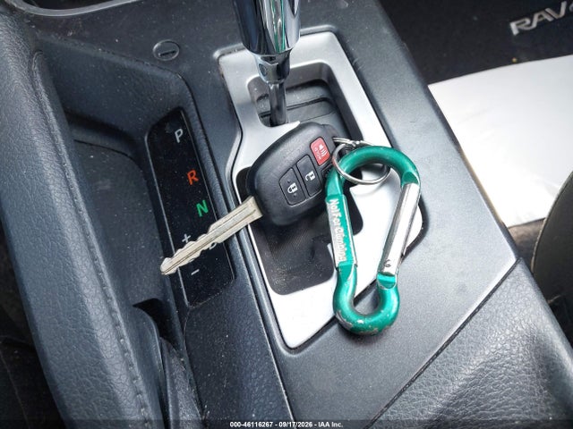 Toyota Rav4 Xle 2016 JTMWFREV7GD090798 Image 11
