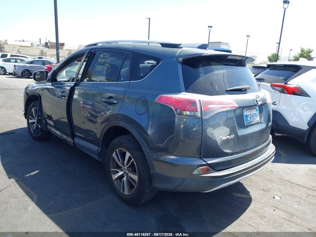Toyota Rav4 Xle 2016 JTMWFREV7GD090798 Image 3