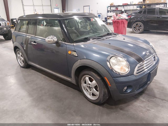 2010 Mini Cooper Clubman მანქანა იყიდება აუქციონზე, vin: WMWML3C56ATX51182, აუქციონის ნომერი: 46116283