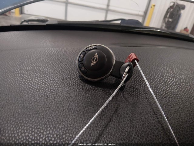 2010 Mini Cooper Clubman მანქანა იყიდება აუქციონზე, vin: WMWML3C56ATX51182, აუქციონის ნომერი: 46116283