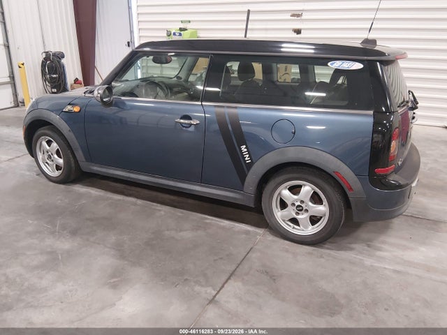 2010 Mini Cooper Clubman მანქანა იყიდება აუქციონზე, vin: WMWML3C56ATX51182, აუქციონის ნომერი: 46116283