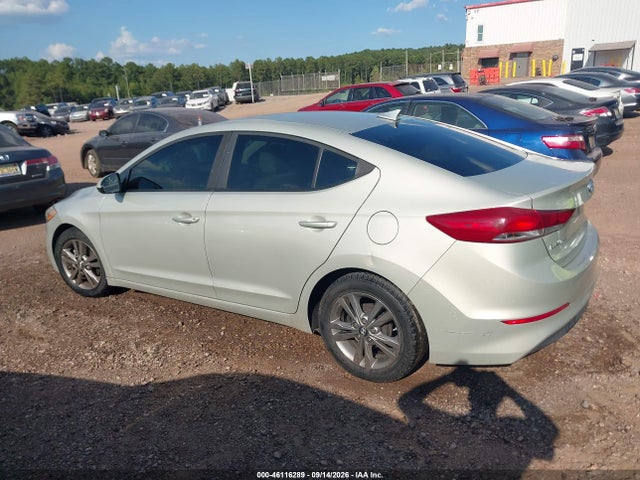 Продажа на аукционе авто 2017 Hyundai Elantra Se, vin: 5NPD84LF5HH118450, номер лота: 46116289