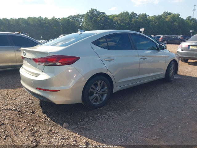 Продажа на аукционе авто 2017 Hyundai Elantra Se, vin: 5NPD84LF5HH118450, номер лота: 46116289