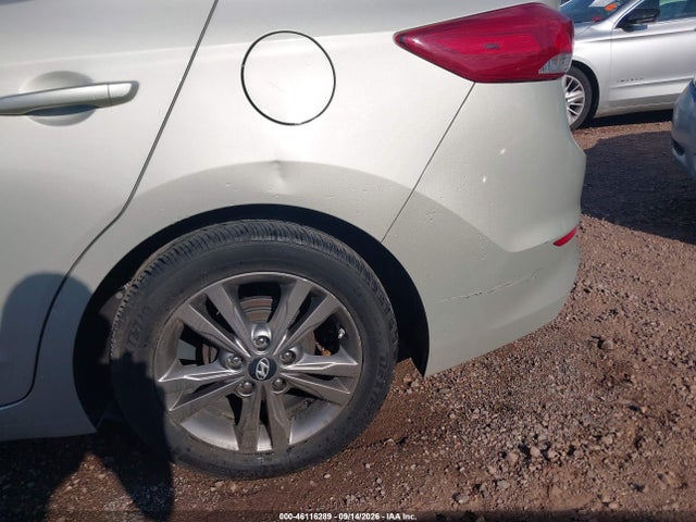 Продажа на аукционе авто 2017 Hyundai Elantra Se, vin: 5NPD84LF5HH118450, номер лота: 46116289