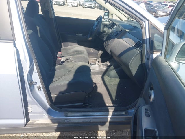 46116305 :رقم المزاد ، 3N1BC1CP2BL418101 vin ، 2011 Nissan Versa 1.8s مزاد بيع