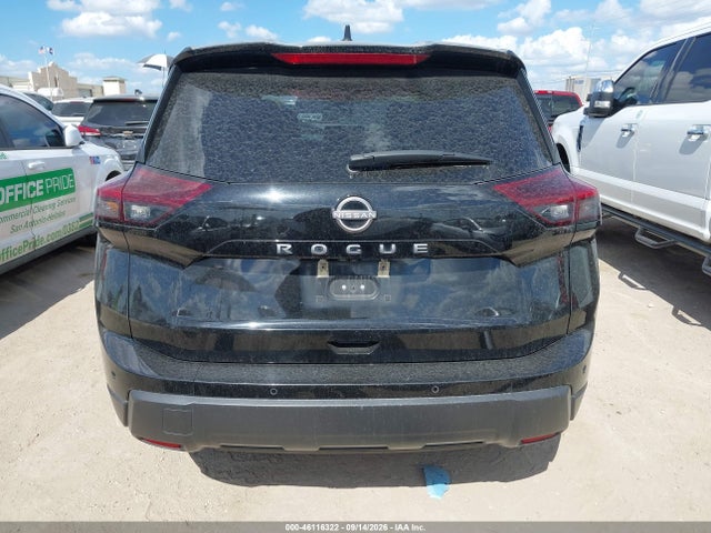 5N1BT3AA6RC695942 Nissan Rogue S Fwd