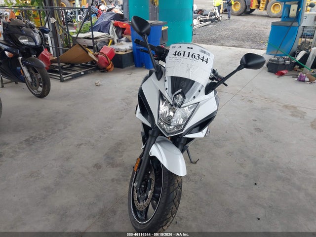 Продажа на аукционе авто 2010 Yamaha Fz6 R, vin: JYARJ18E6AA006113, номер лота: 46116344