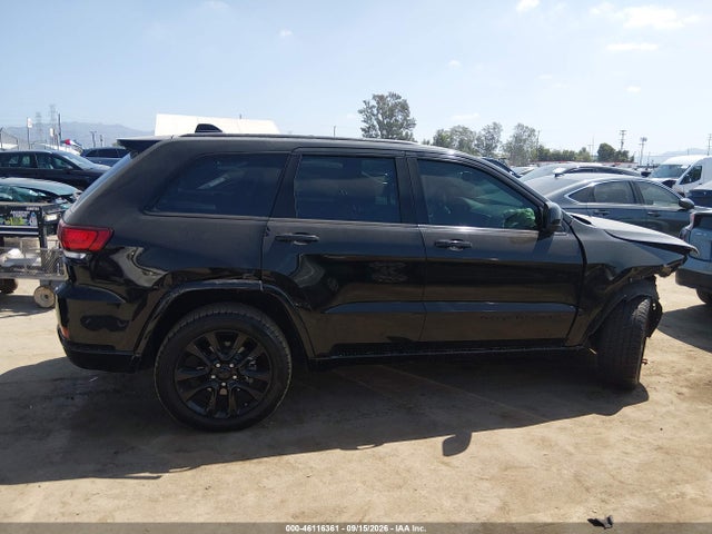 1C4RJEAG9JC471609 Jeep Grand Cherokee Altitude 4x2