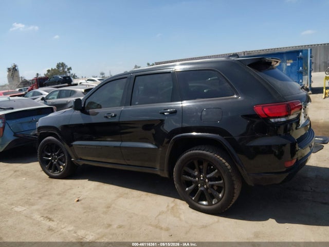 1C4RJEAG9JC471609 Jeep Grand Cherokee Altitude 4x2