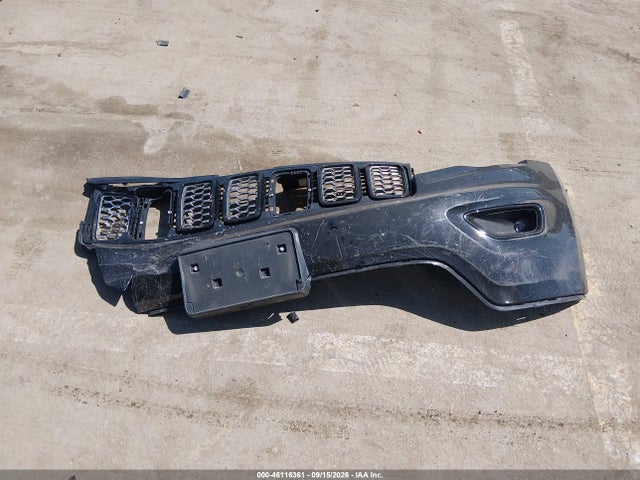 1C4RJEAG9JC471609 Jeep Grand Cherokee Altitude 4x2