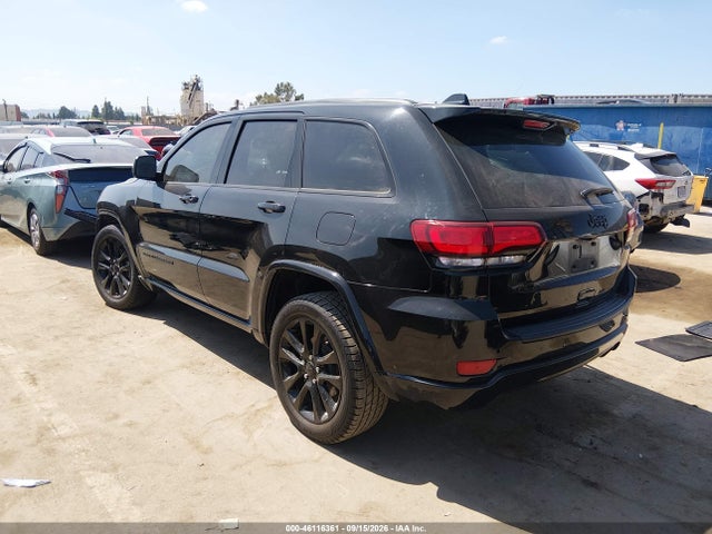 1C4RJEAG9JC471609 Jeep Grand Cherokee Altitude 4x2