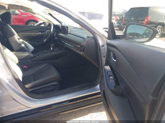 2024 Honda Accord Hybrid Touring მანქანა იყიდება აუქციონზე, vin: 1HGCY2F85RA050304, აუქციონის ნომერი: 46116369