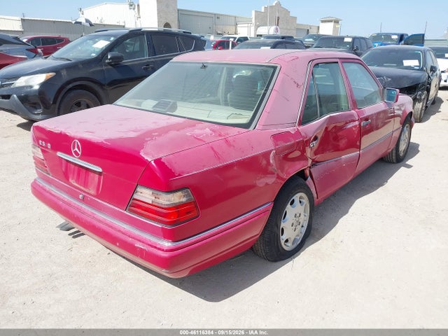 1994 Mercedes-benz E 320 მანქანა იყიდება აუქციონზე, vin: WDBEA32E8RC126288, აუქციონის ნომერი: 46116384