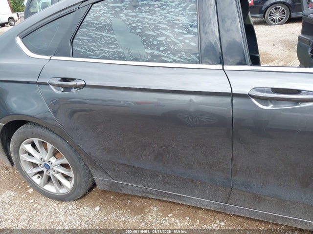 46116401 :رقم المزاد ، 3FA6P0H71HR345417 vin ، 2017 Ford Fusion Se مزاد بيع
