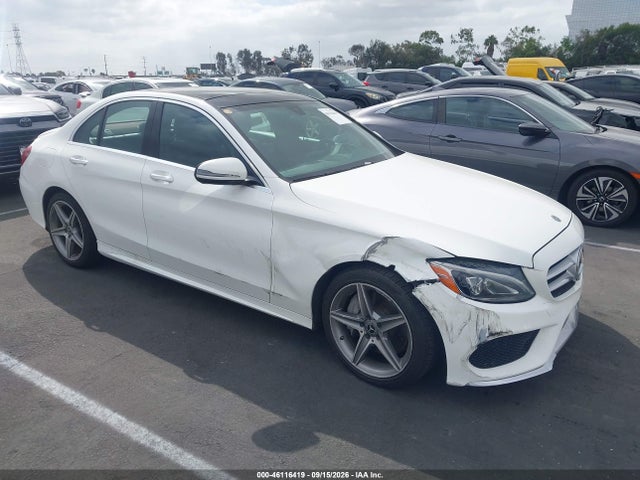 Aukcja sprzedaży 2018 Mercedes-benz C 300 4matic, vin: 55SWF4KB4JU239860, numer aukcji: 46116419