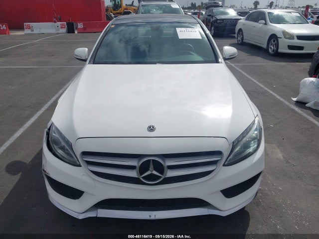Продаж на аукціоні авто 2018 Mercedes-benz C 300 4matic, vin: 55SWF4KB4JU239860, номер лоту: 46116419